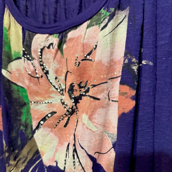 Lane Bryant Purple Low-cut Blouson Top with Floral Print, Size 18/20 - Picture 4 of 6